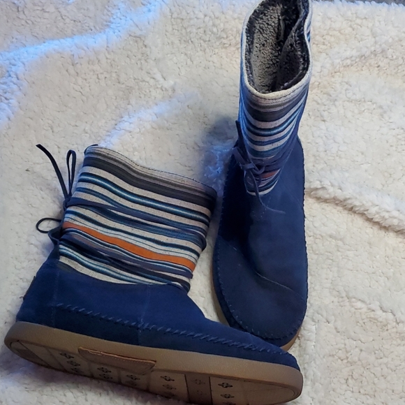 Toms warm boots - Picture 3 of 6